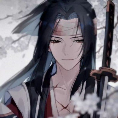 广东暴雨后频现巨型蜗牛